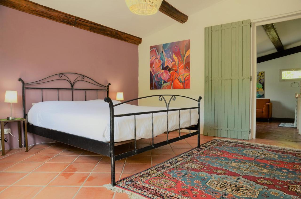 Domaine Hemmitage Apartment Salernes Bagian luar foto