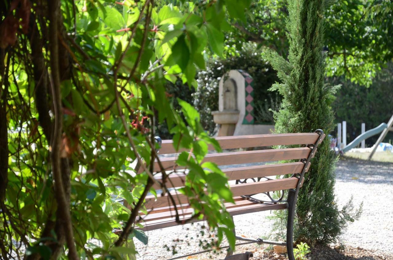 Domaine Hemmitage Apartment Salernes Bagian luar foto