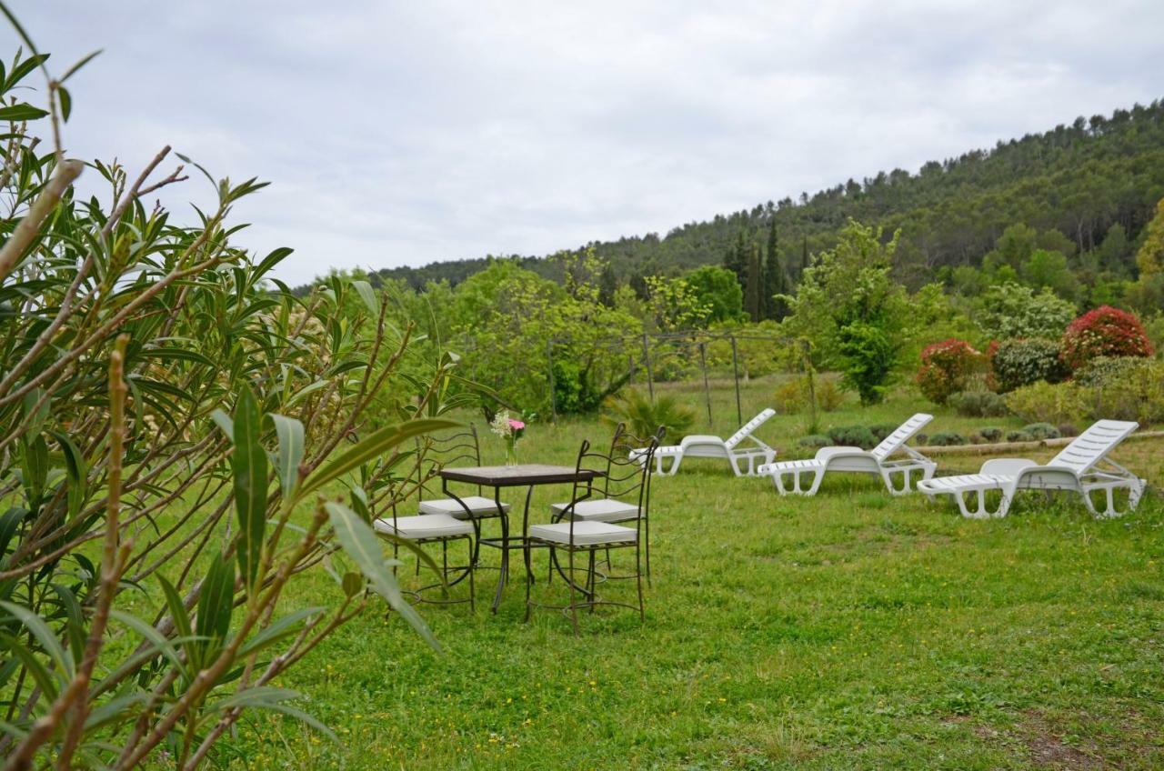 Domaine Hemmitage Apartment Salernes Bagian luar foto