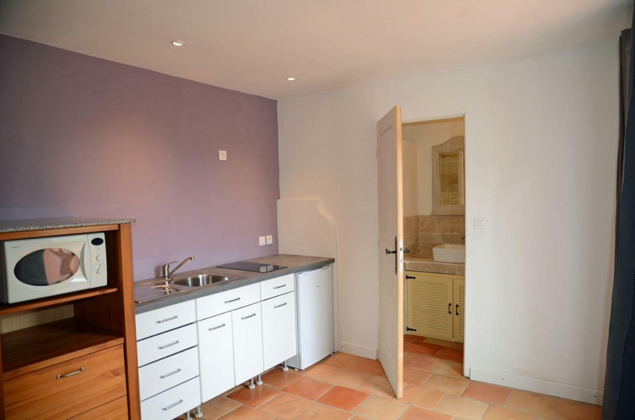 Domaine Hemmitage Apartment Salernes Bagian luar foto