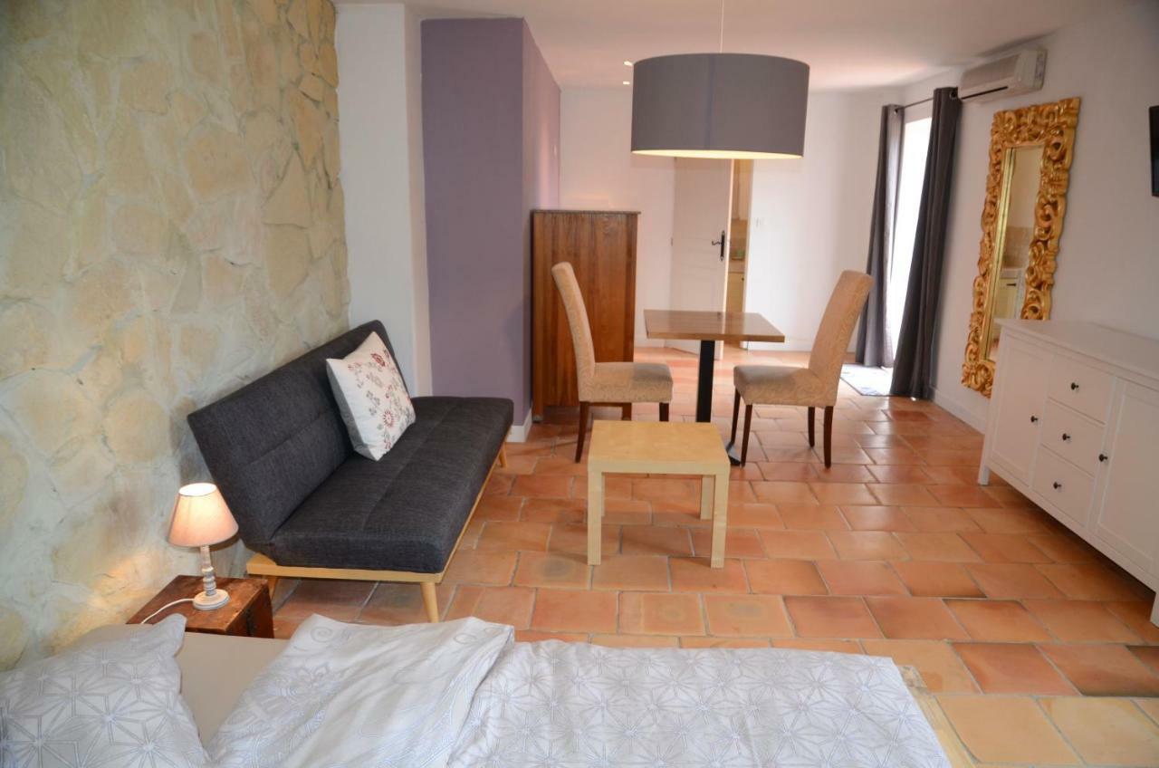 Domaine Hemmitage Apartment Salernes Bagian luar foto