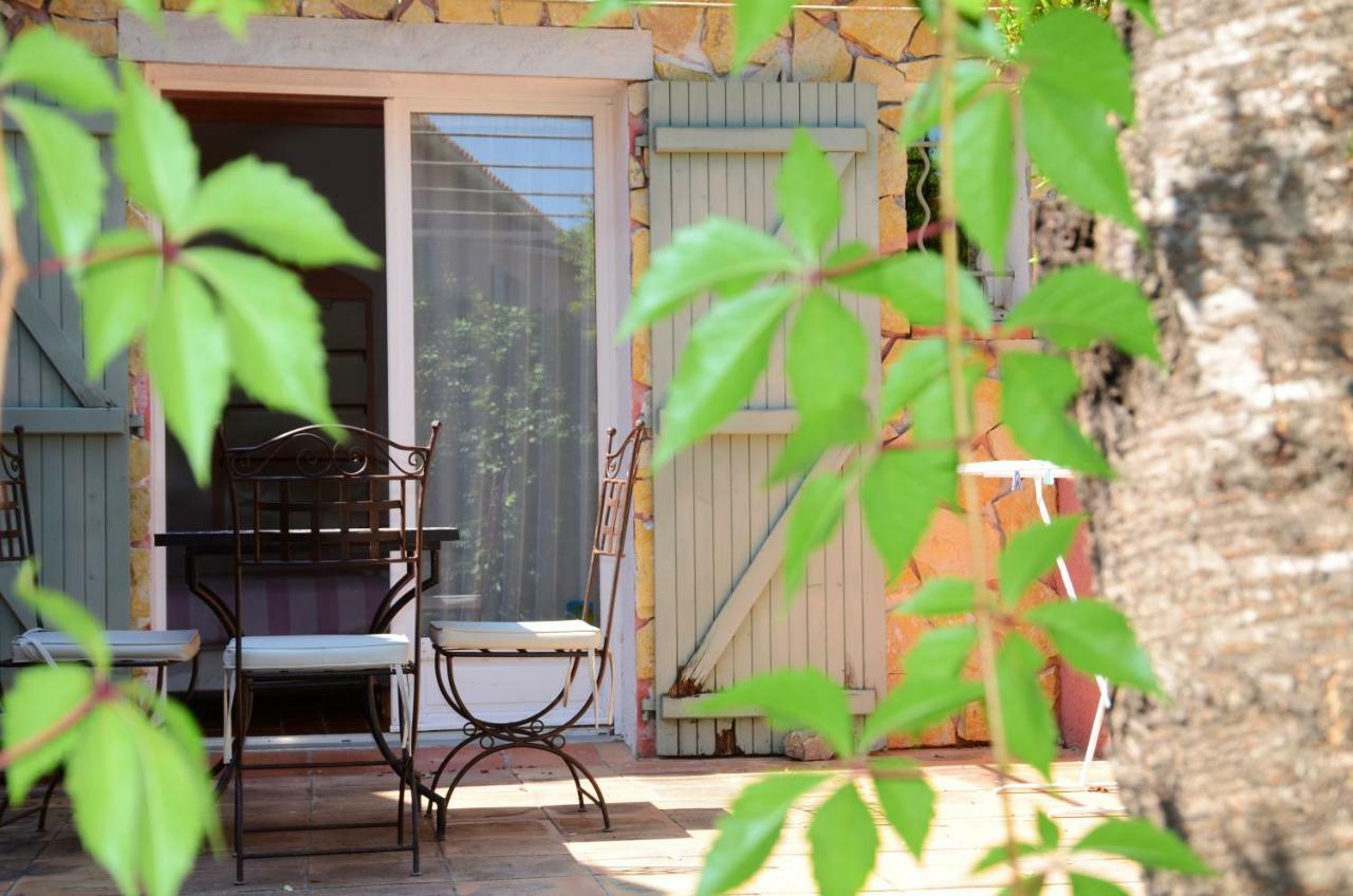 Domaine Hemmitage Apartment Salernes Bagian luar foto