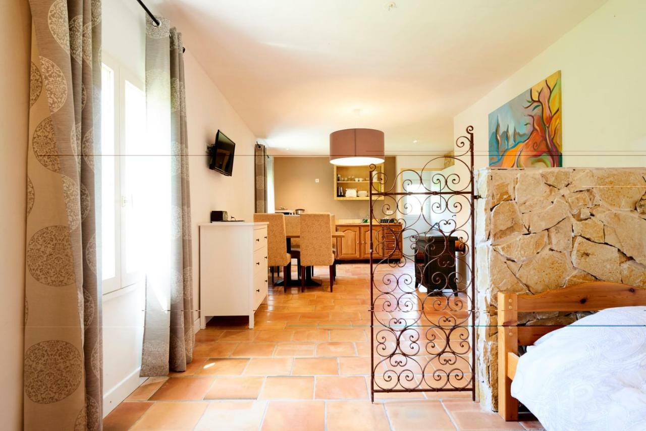 Domaine Hemmitage Apartment Salernes Bagian luar foto