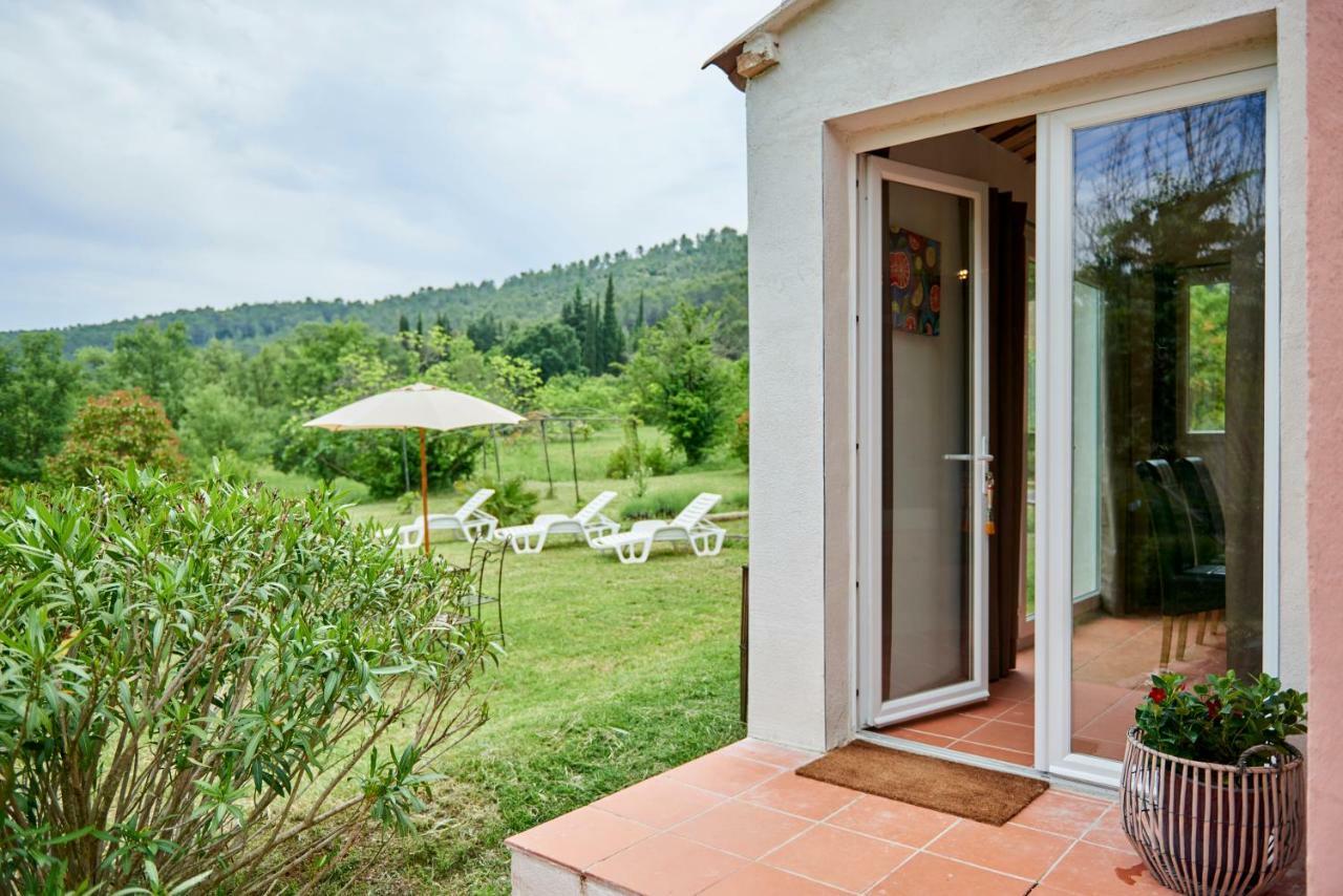 Domaine Hemmitage Apartment Salernes Bagian luar foto